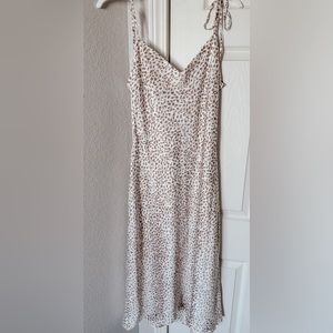 Abercrombie & Fitch Midi slip dress- lightweight perfect for summer weddings!